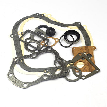 Briggs & Stratton Gasket Set-Engine 496659