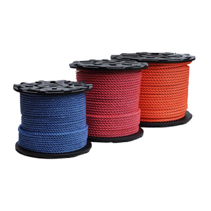 AllGear Husky 3-Strand Twisted Polyester Bull Rope 1/2" x 600' R AG3STP12600B