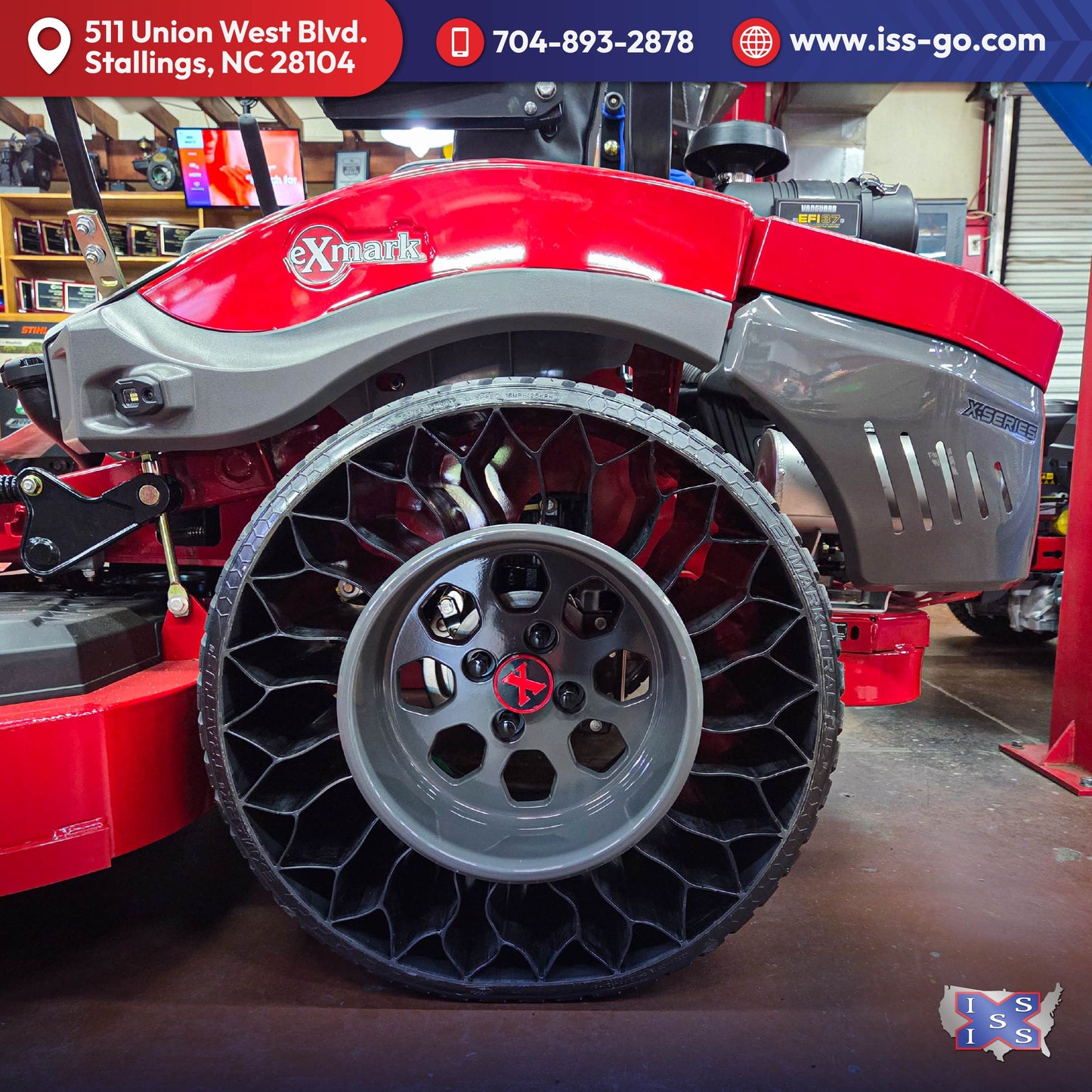 Exmark 60" Lazer Z X-Series Mower with Set of Tractus Tires