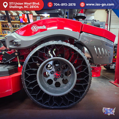 Exmark 60" Lazer Z X-Series Mower with Set of Tractus Tires